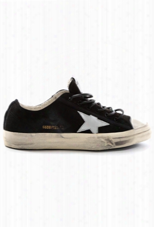 Golden Goose V-star Low Sneaker