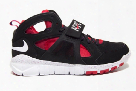 Nike Huarache Free Shield "giants