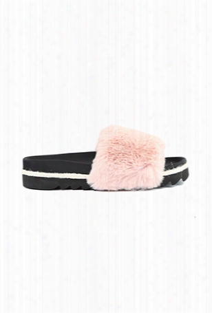 Roam Pink Fur Slides