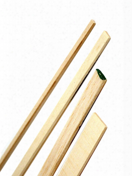 Basswood Sticks 1 8 In. 3 4 In. X 24 In.