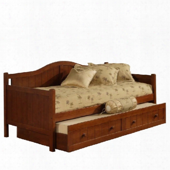 Hillsdale Staci Wood Daybed In Cherry Finish With Trundle