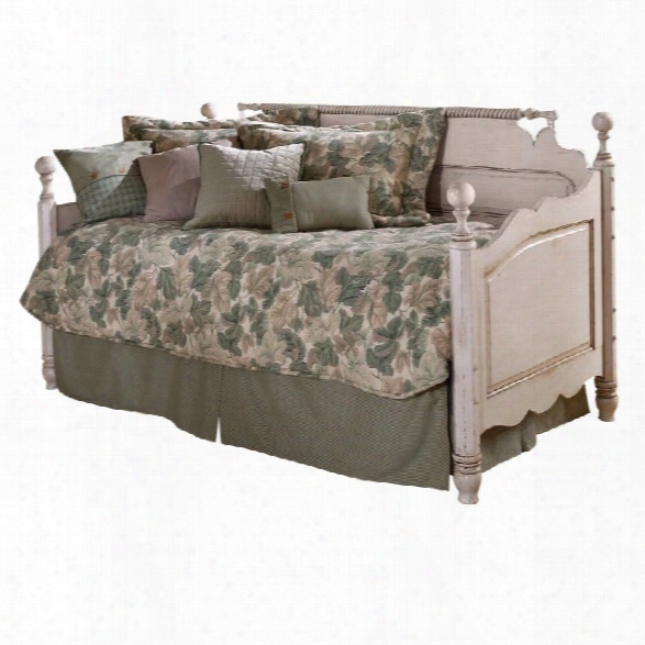 Hillsdale Wilshire Wood Daybed In Antique White-without Trundle