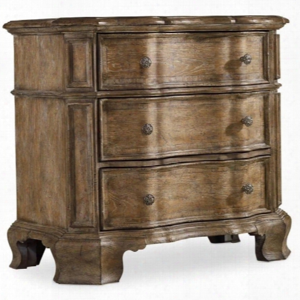 Hooker Furniture Solana 3-drawer Bachelor's Chest In Light Oak