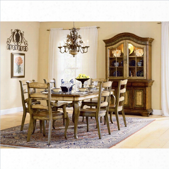 Hooker Furniture Vineyard Rectangle Dining Table With 18 Inch Leaves