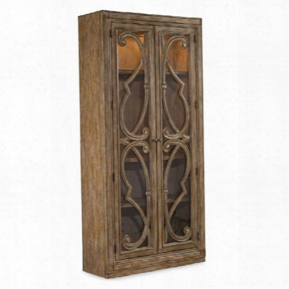 Hooker Furniture Solana Bunching 2-door Curio Cabinet In Light Oak