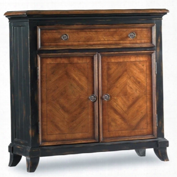 Hooker Furniture Wingate Chest With Mulitple Storage