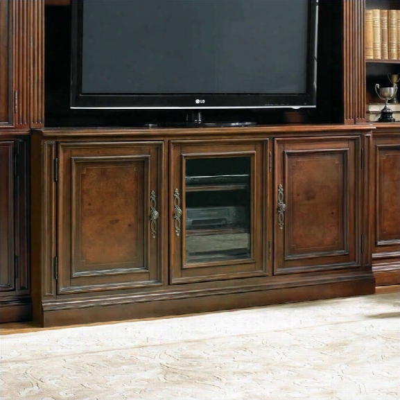 Hooker Furniture European Renaissance Ii 62in Entertainment Console In Cherry