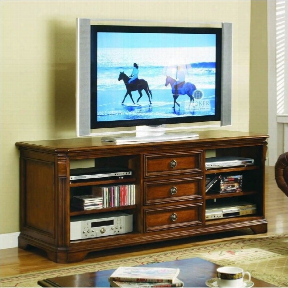 Hooker Furniture Brookhaven 64 Entertainment Console In Clear Cherry