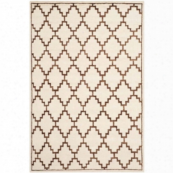 Safavieh Mosaic Ivory Ttraditional Rug - 6' X 9'