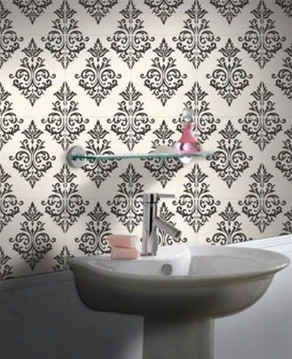 Sample Pallade Wallpaper In Black & White By Graham And Brown