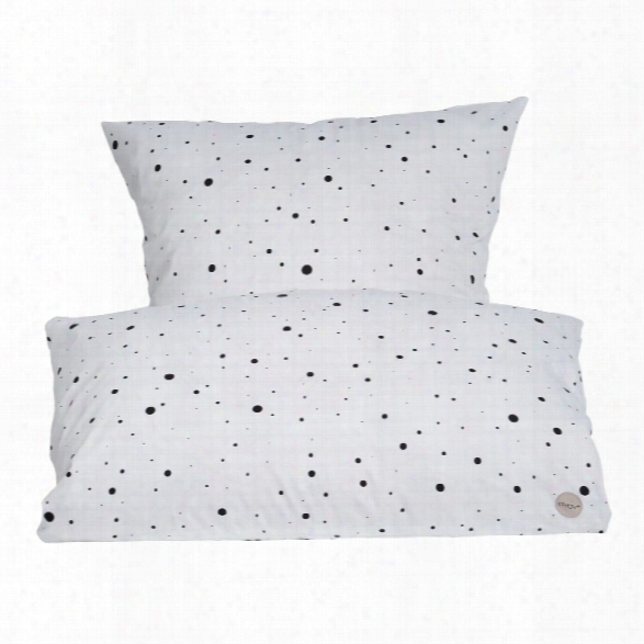 Dot Bedding In White & Black Design By Oyoy