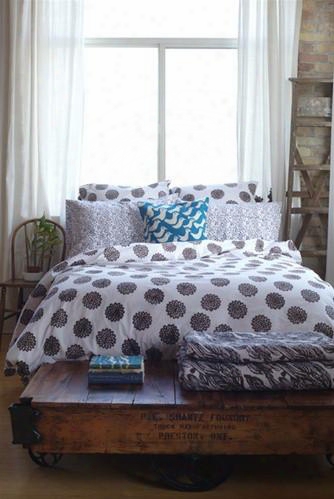 Duvet In Brown Waffle By Virginia Johnson