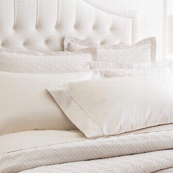 Traliccio Ivory Matelasse Coverlet Design By Luxe
