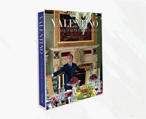 Valentino: At The Emperor's Table By Andr Leon Talley