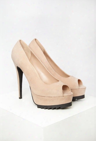 Ridged Platform Pumps