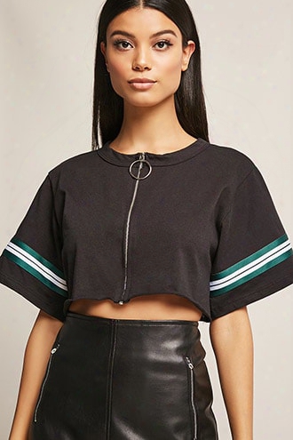 Pull-ring Crop Top
