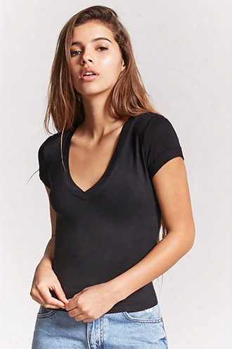 Relaxed V-neck Tee