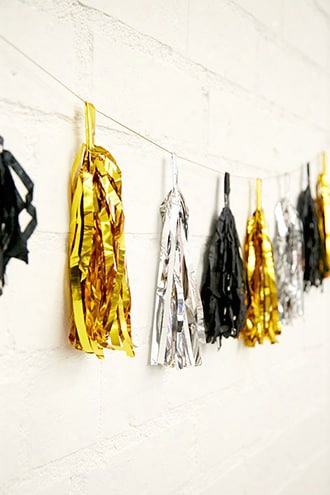 Metallic Tassel Garland