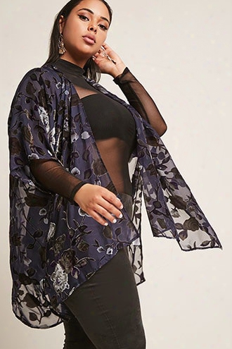 Plus Size Woven Heart Floral Cardigan