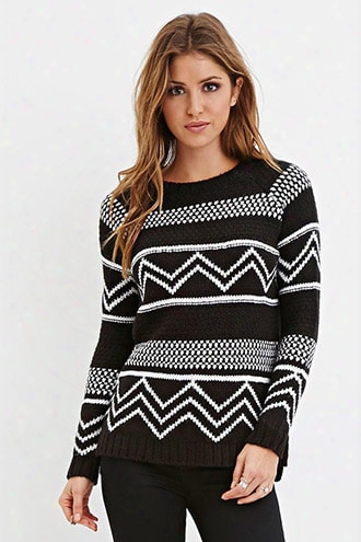 Chevron-patterned Raglan Sweater