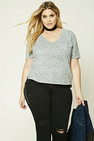 Plus Size Pocket  V-neck Tee