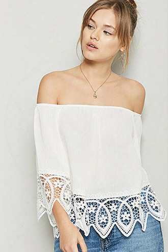 Scallop Lace Off-the-shoulder Top