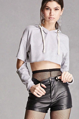 Elbow-cu T Cropped Top