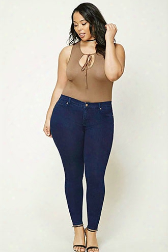 Plus Size Mid-rise Jeans