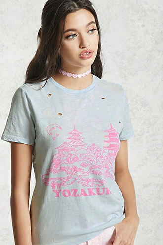 Yozakura Graphic Tee