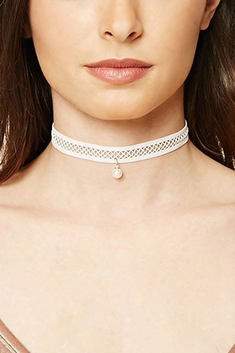 Faux Pearl Mesh Choker