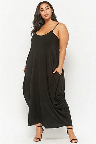 Plus Size Scoop Neck Maxi Dress