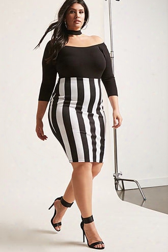 Plus Size Striped Pencil Skirt