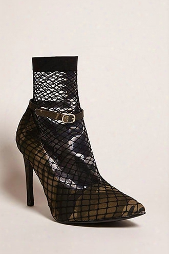 Fishnet Camo Print Pumps