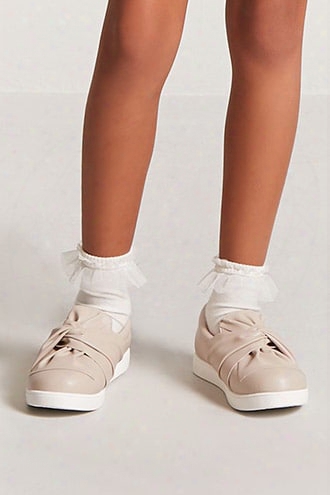 Girls Faux Leather Bow Sneakers (kids)