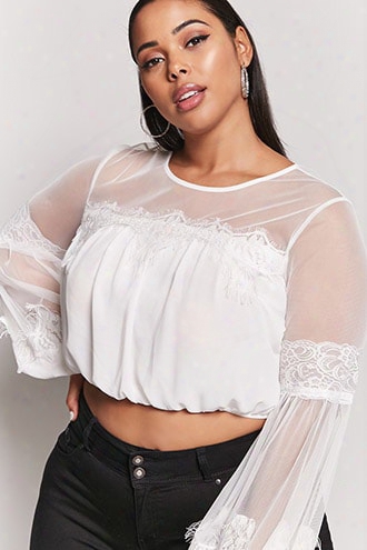 Plus Size Eyelash Lace Crop Top