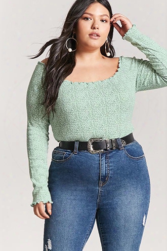 Plus Size Floral Lettuce-edge Top