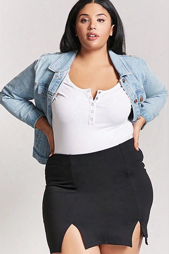 Plus Size M-slit Mini Skirt