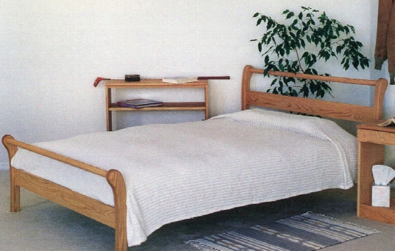 Rocky Mountain Sleigh Bed Oak - Twin