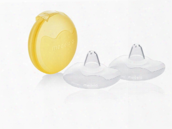 Medela Contact™ Nipple Shields With Case